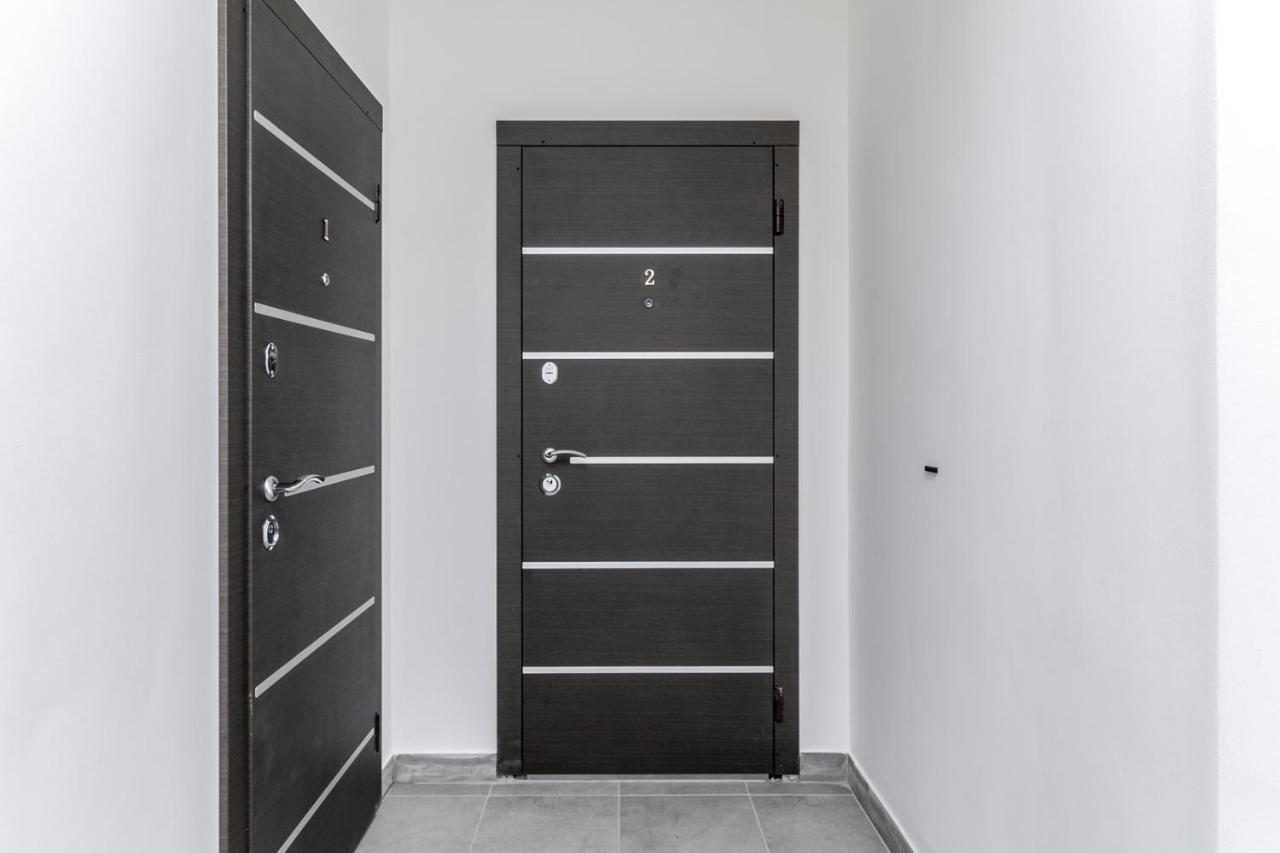 Modern Apartment In The Old City リヴィウ エクステリア 写真